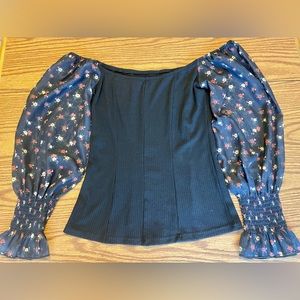 Navy/Flowery Boutique Top Size S